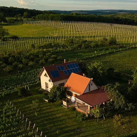 Vendégház Leven-dűlő *
